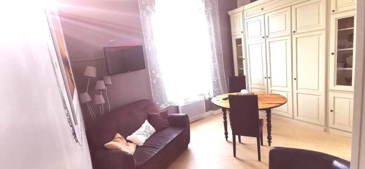 Studio Dans Charmante Batisse De Maitre Compiegnoise Компьень Экстерьер фото